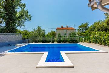 Dom dla 14 osoby w Jadranovo, Żupania primorsko-gorska, Zdjęcie 4