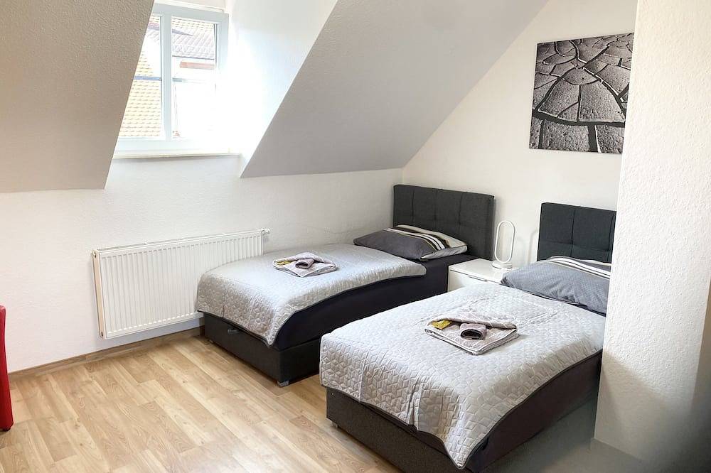 Ganze Wohnung, Moderne Ferienwohnung mit 2 Schlafzimmern, Küche und Bad in Grimma, Leipzig und Umgebung