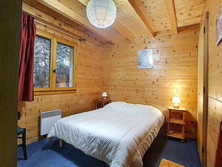 Appartement entier, Chalet cosy à La Clusaz, 6 pers, 3 ch, Wi-Fi, animaux admis in La Clusaz, Région d'Annecy
