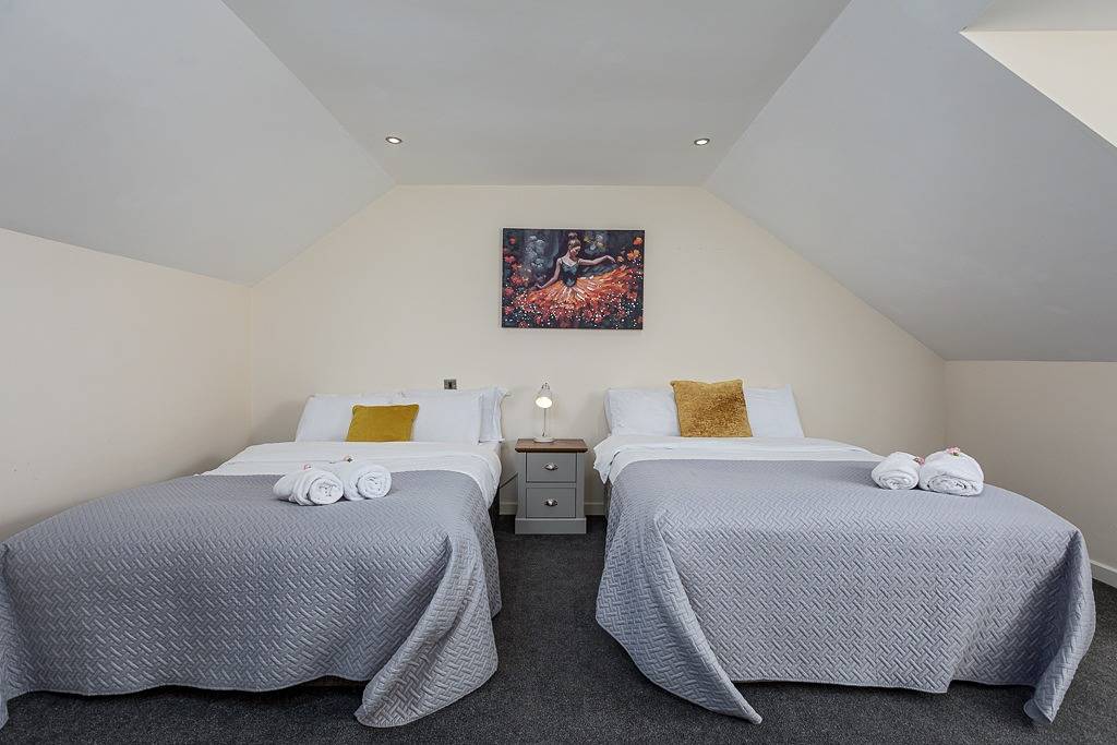 Holiday Rental for 10 People in Barrow-in-Furness, Cumbria