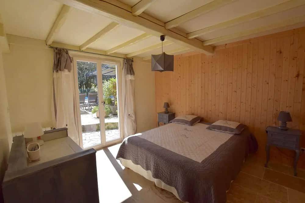 Magnifique villa provençale avec piscine et jardin in Pouzilhac, Région de Nîmes