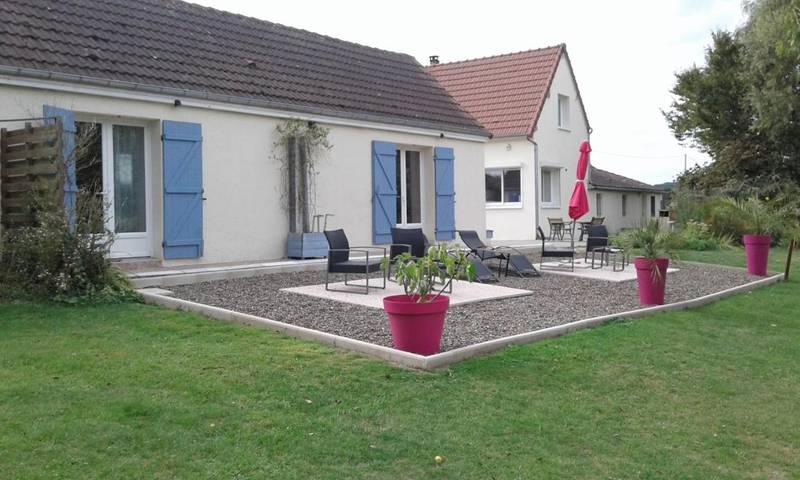 Chambre d’hôte pour 3 personnes, avec Terrasse ainsi que Jardin et Vue