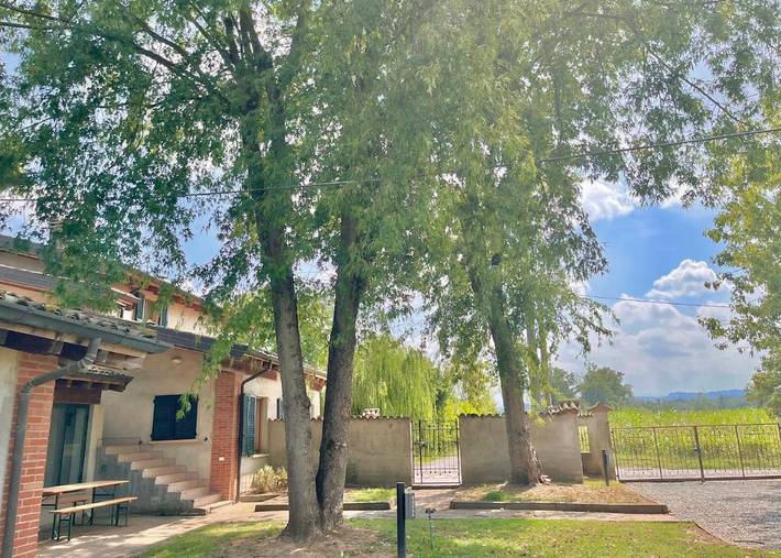 Appartamento per 2 persone, con piscina e giardino, con animali domestici in Borgonovo Val Tidone