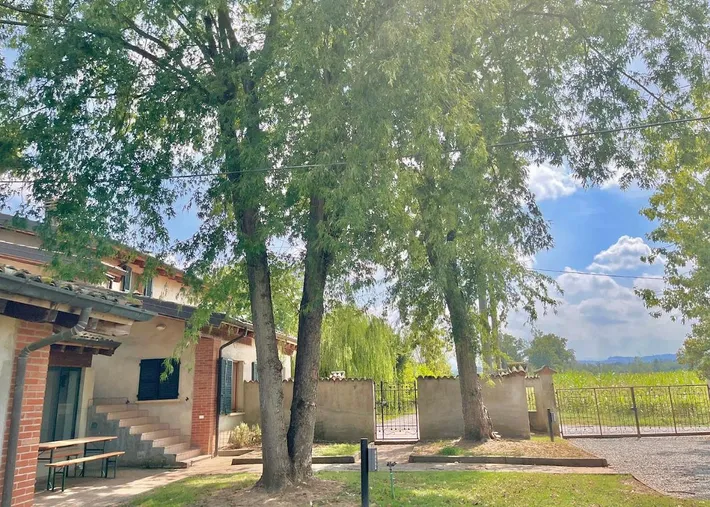 Room for 2 people, with garden and pool, with pets - 1