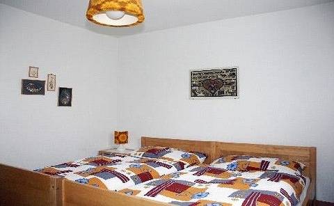 Hütte für 4 Personen, mit Ausblick und Garten sowie Terrasse in Davos - 3