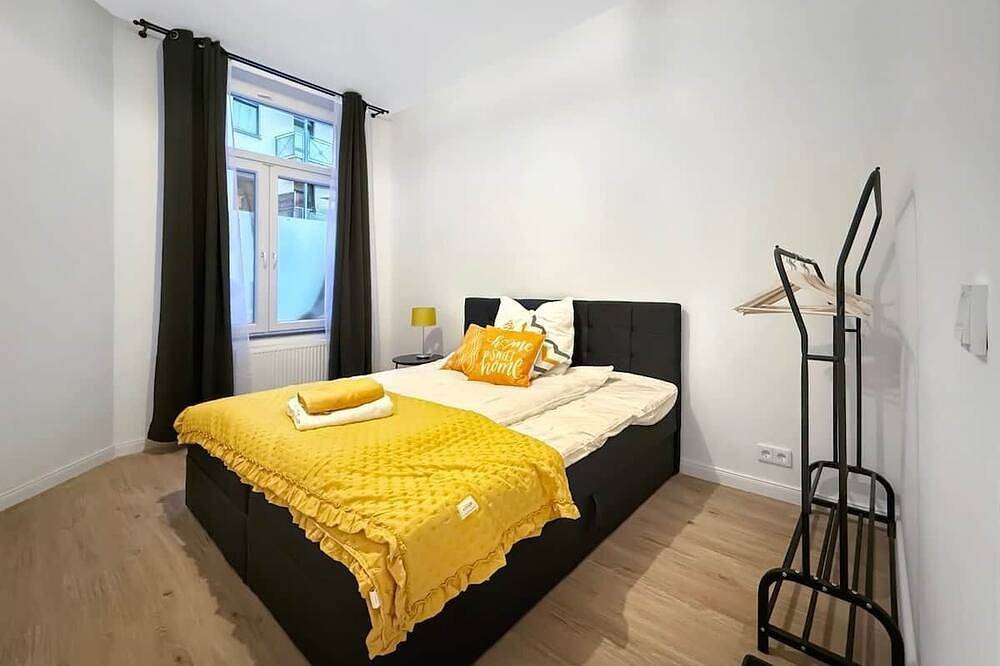 Entire apartment, Modernes 2 Zimmer Apartment + Küche in Linden-Limmer, Hannover