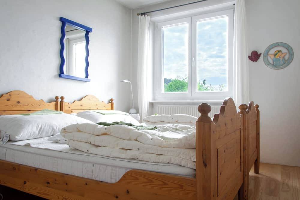 Grosszügige Villa ¦ Südhang des Solothurner Jura ¦ Zeit für Gruppen und Familien in Günsberg, Kanton Solothurn