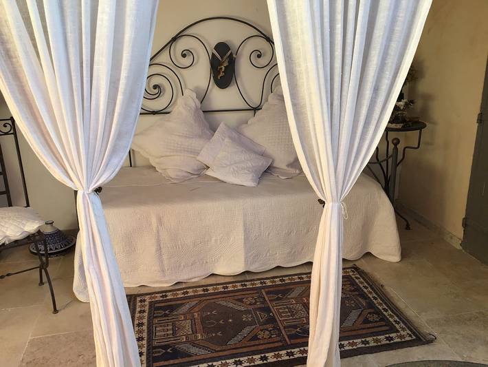 Location de vacances pour 3 personnes, avec jardin à Eygalières - 3