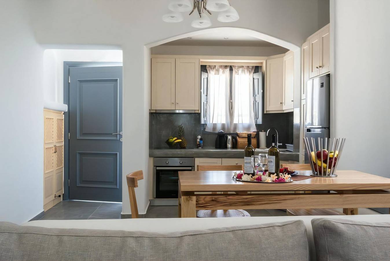 Beautiful Megalochori Villa | Luxury Villa | 2 Bedrooms | Private Hot Tub & Uninterrupted Views of the Caldera | Megalochori in Megalochori, Santorin