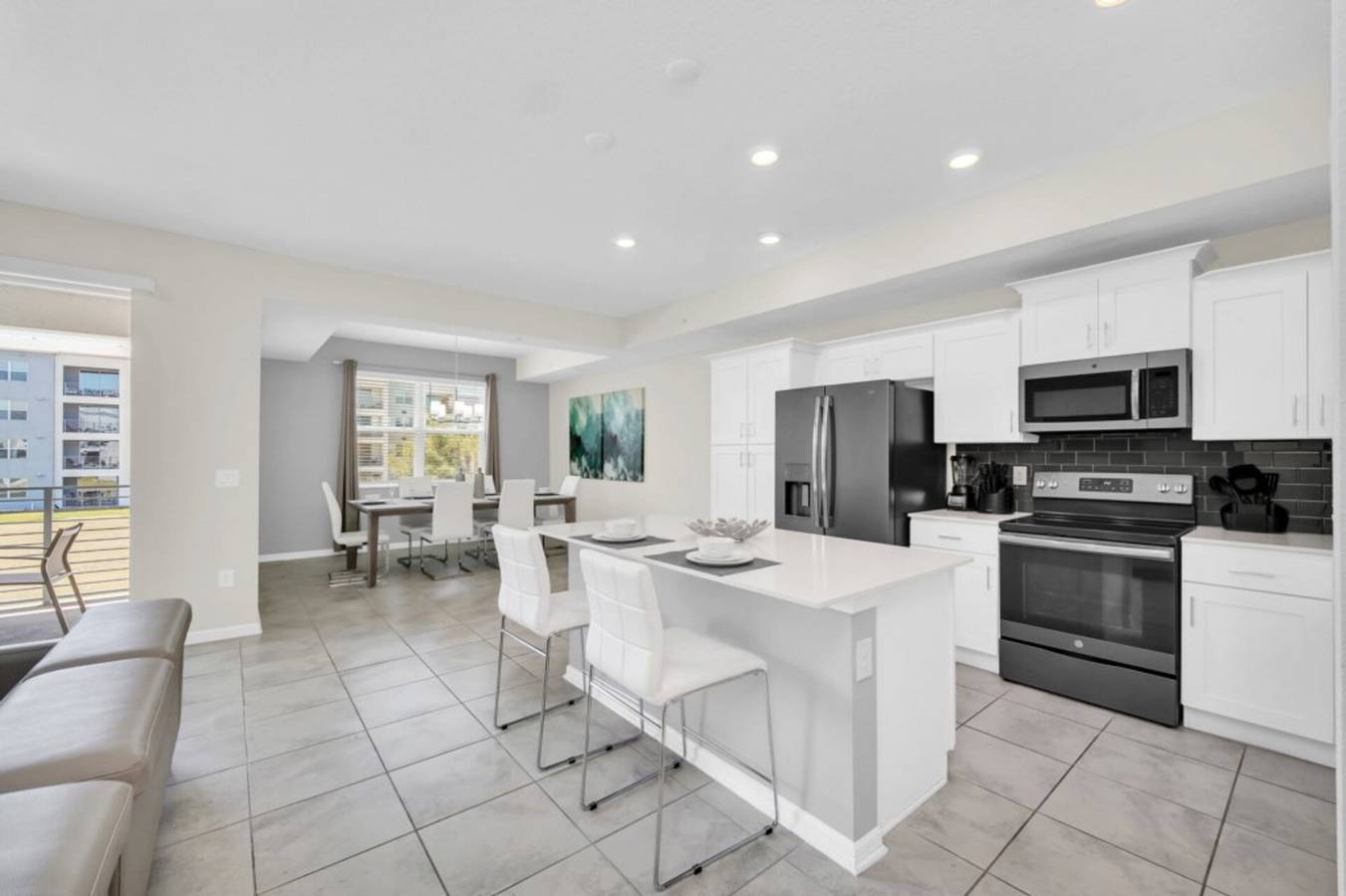 Orlando Condo 6260: Luxury Family Stay at Storey Lake Resort in Condado de Osceola