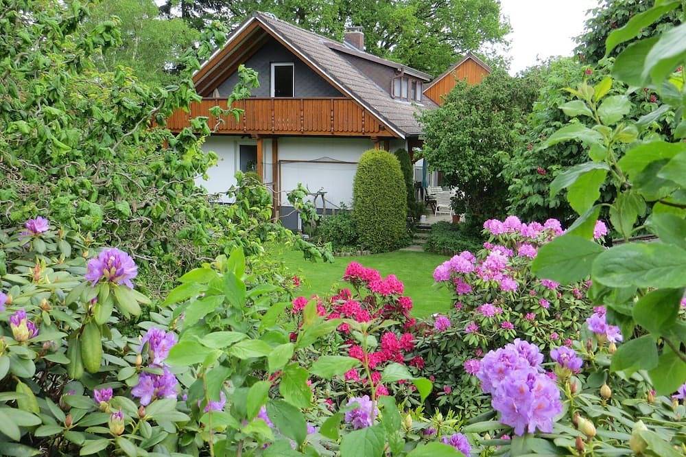Ganze Wohnung, Fewo für 2 Pers. Buchholz Nordheide. Südl. Hh, nahe  Heidschnuckenweg, 2 Räder in Buchholz in der Nordheide, Nordheide