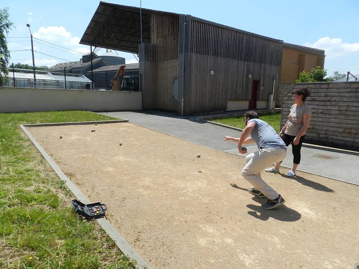 Gîte pour 42 personnes, avec terrasse et jardin dans l' Ain - 3
