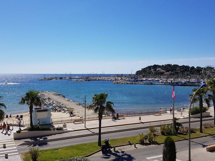 Gîte pour 4 personnes, avec balcon dans Plage Des Tamaris Cavalaire Sur Mer - 4