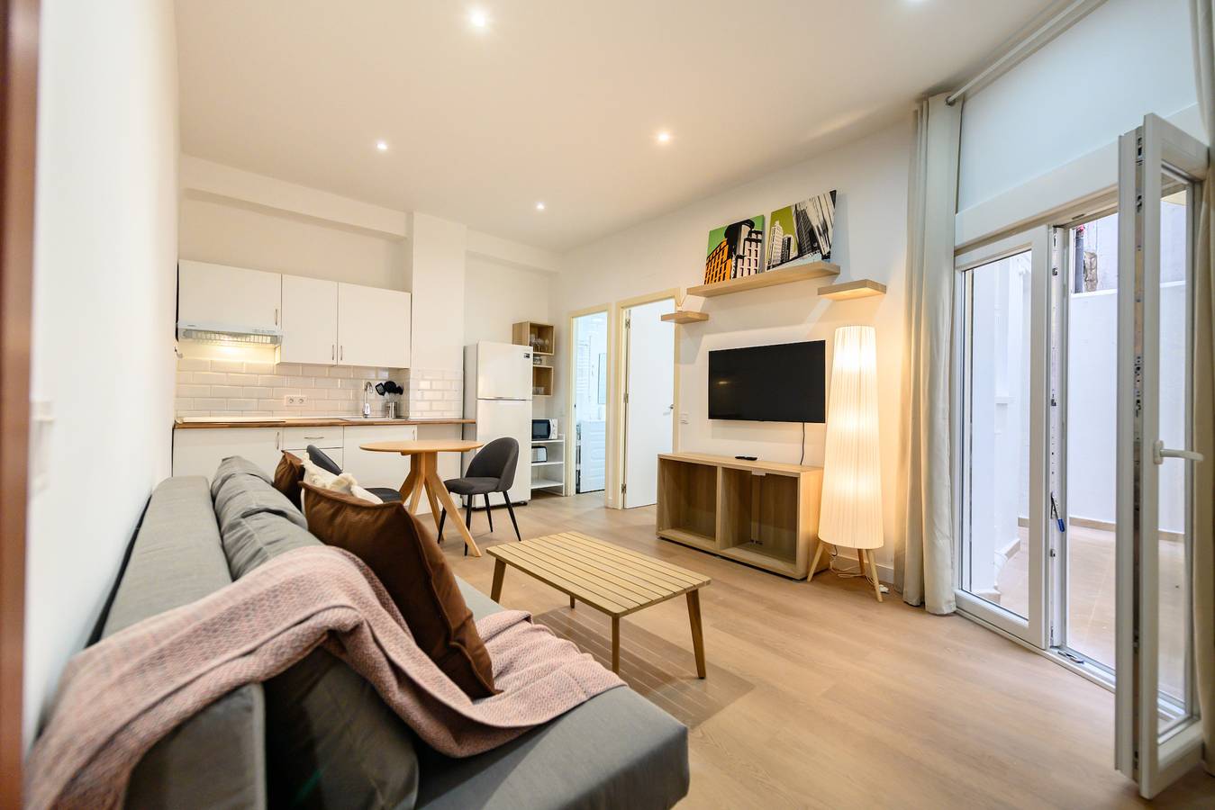Entire apartment, M Piso 1 dormitorio con terraza en Tetuá in Tetuán, Madrid