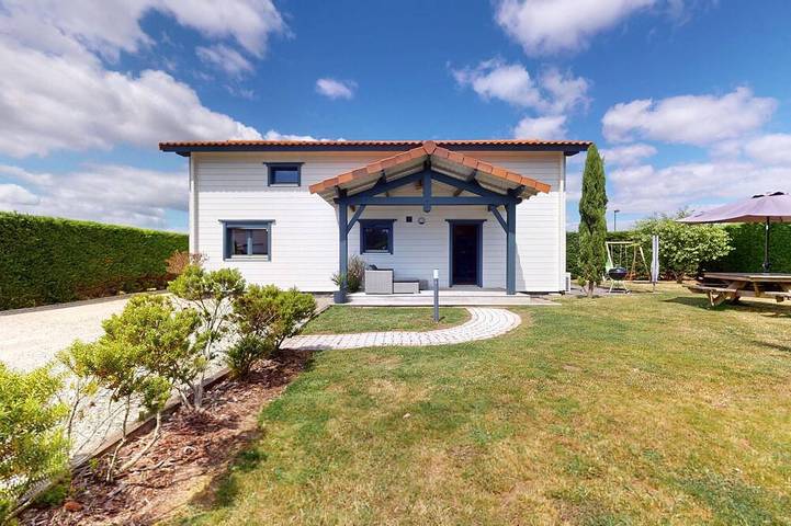 Gîte pour 6 personnes, avec terrasse et jardin à Saint-Maixent-sur-Vie