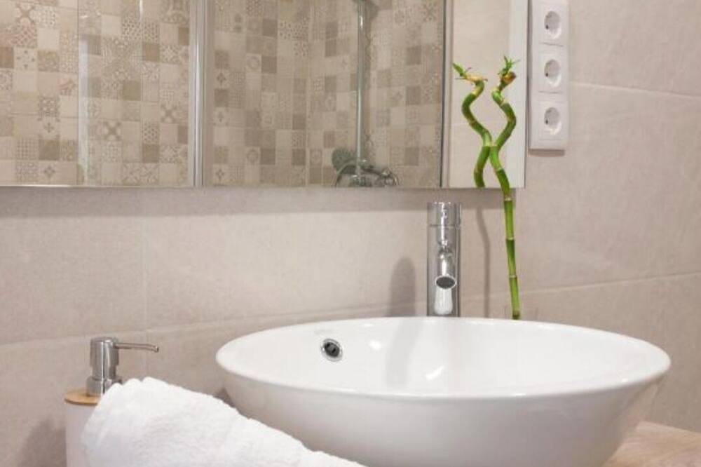 Entire apartment, Premium Plaza Mayor apartment with Parking in Ávila, Ávila Region