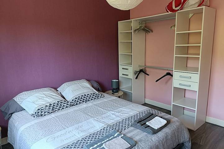 Location de vacances pour 4 personnes, avec balcon dans Deux Rivières - 2