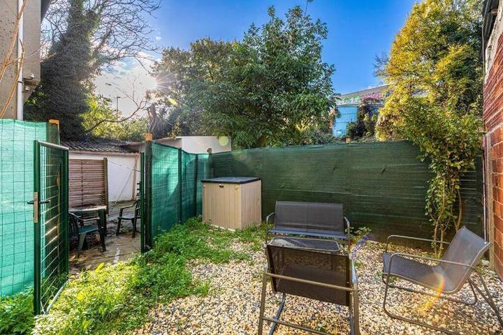 Gîte pour 4 personnes, avec jardin et terrasse, animaux acceptés à Bondy - 4