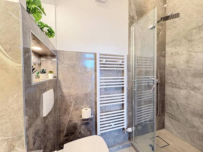 Ferienwohnung für 3 Personen, mit Terrasse und Ausblick sowie Seeblick in Rheinhessen - 2