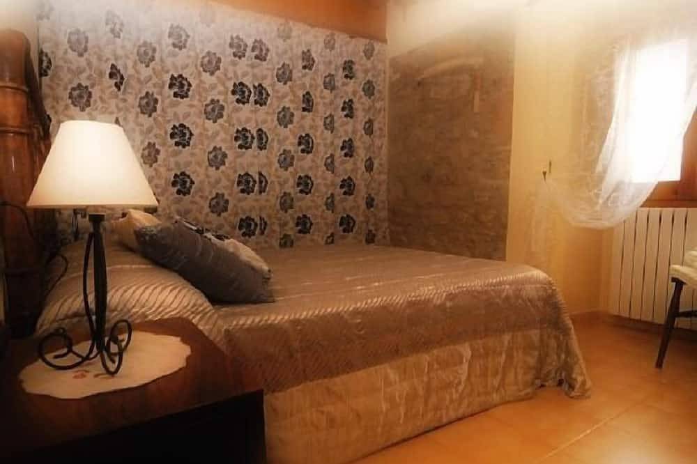 Ländliches Haus (Vollvermietung) Masia Pallares de Dalt für 10 Personen in Olius, Lleida Provinz