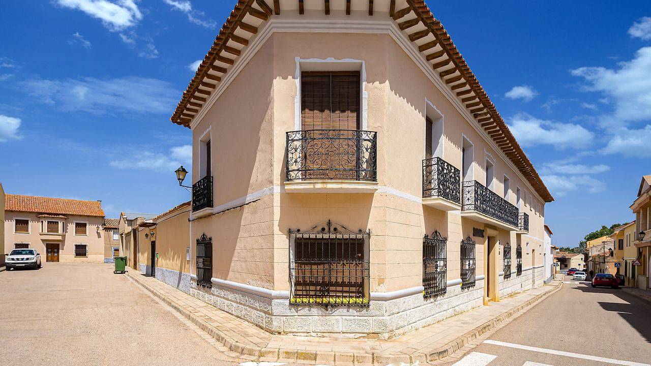 Apartamento vacacional entero, Apartamento de vacaciones para 15 personas con jardín in Pozo-Lorente, La Manchuela