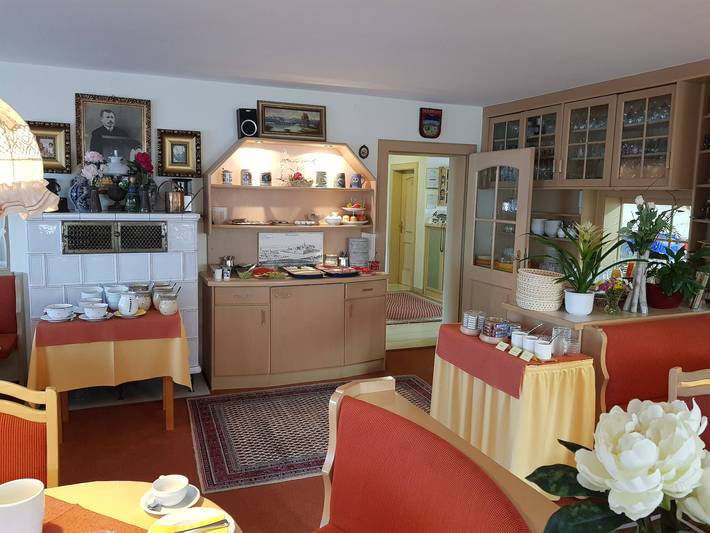 Pension Seeblick - Einzelzimmer mit Dusche/Wc und Balkon Nordseite in Seebruck, Chiemsee