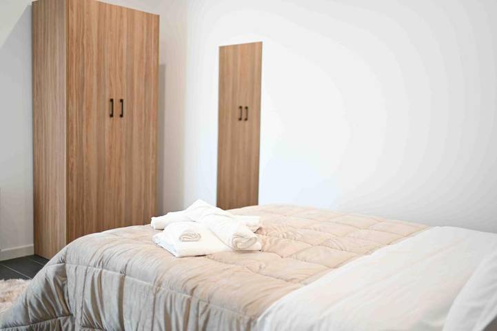 Gîte pour 4 personnes, avec Balcon et Terrasse ainsi que Jacuzzi et Jardin à Ariano Irpino