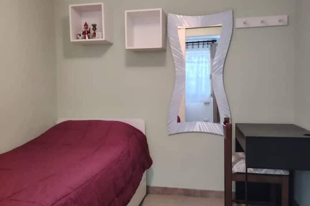 Entire apartment, Apartment in the Historic Center - Perfect for Family Holidays in Ventimiglia (City), Ventimiglia