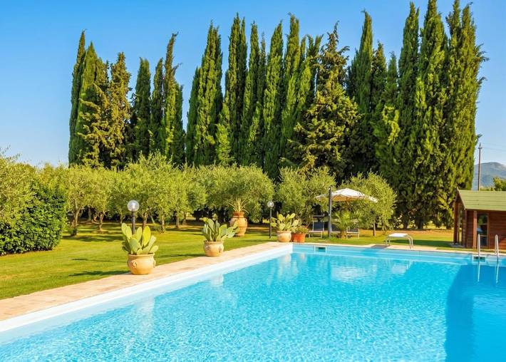 Villa für 3 Personen, mit Terrasse und Garten sowie Pool in Pisa