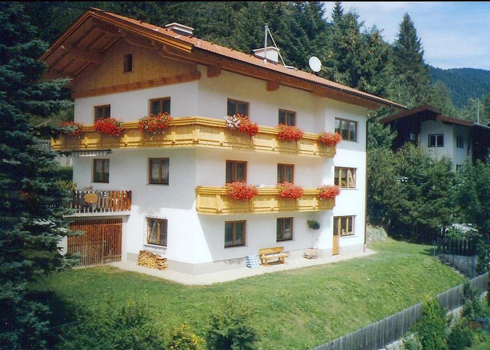 Ganze Ferienwohnung, Ferienhaus Wolf in Trins, Innsbruck und Umgebung