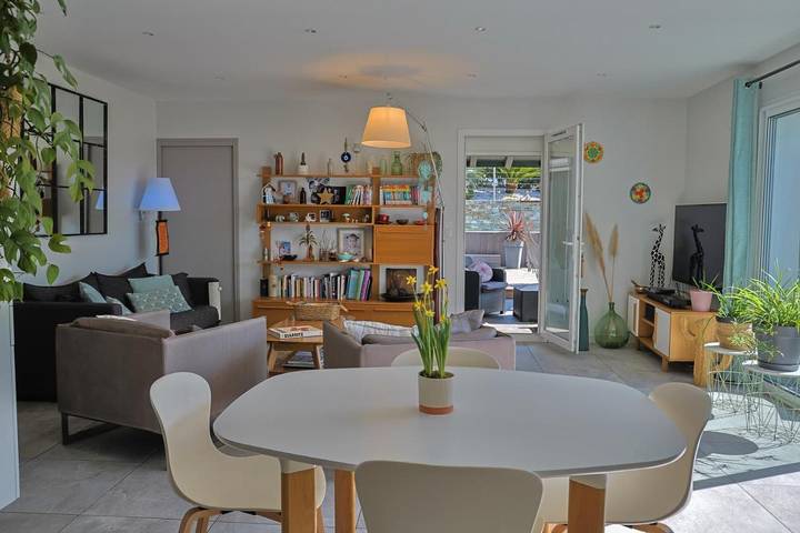 Chambre d’hôte pour 8 personnes, avec jardin ainsi que vue et piscine au Pays basque - 3