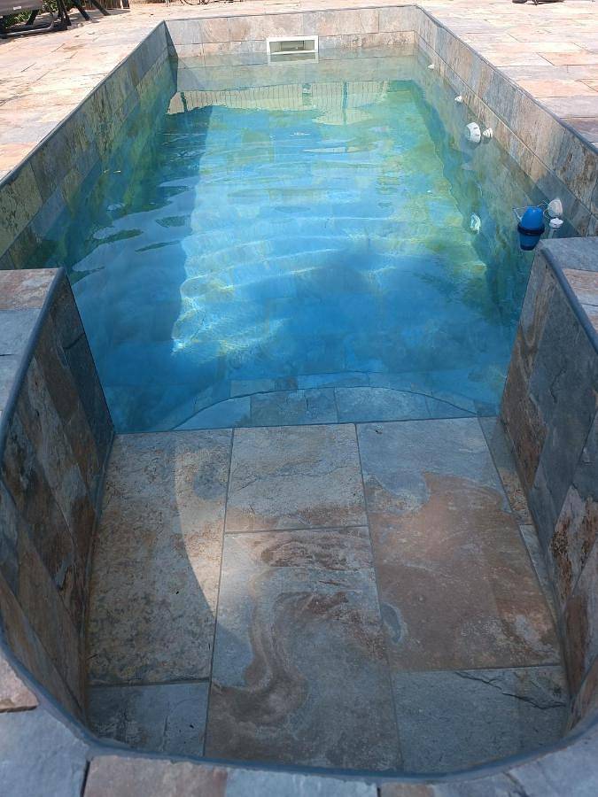 Location de vacances pour 6 personnes, avec vue ainsi que piscine et terrasse dans Charny-Orée-de-Puisaye - 3