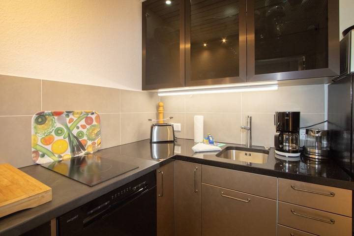 Ganze Wohnung, Neu renovierte Ferienwohnung im Haus Roseneck in Nordfriesische Inseln (Schleswig-Holstein) (Schleswig-Holstein), Hörnum