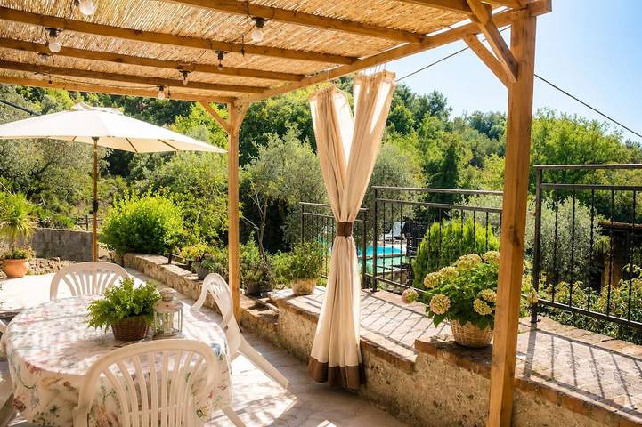 Ferienhaus für 4 Personen, mit Terrasse und Garten