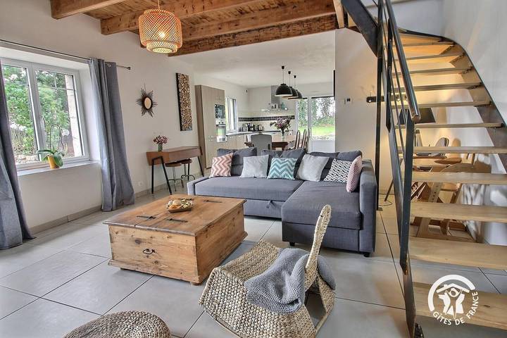 Gîte pour 6 personnes, avec jardin