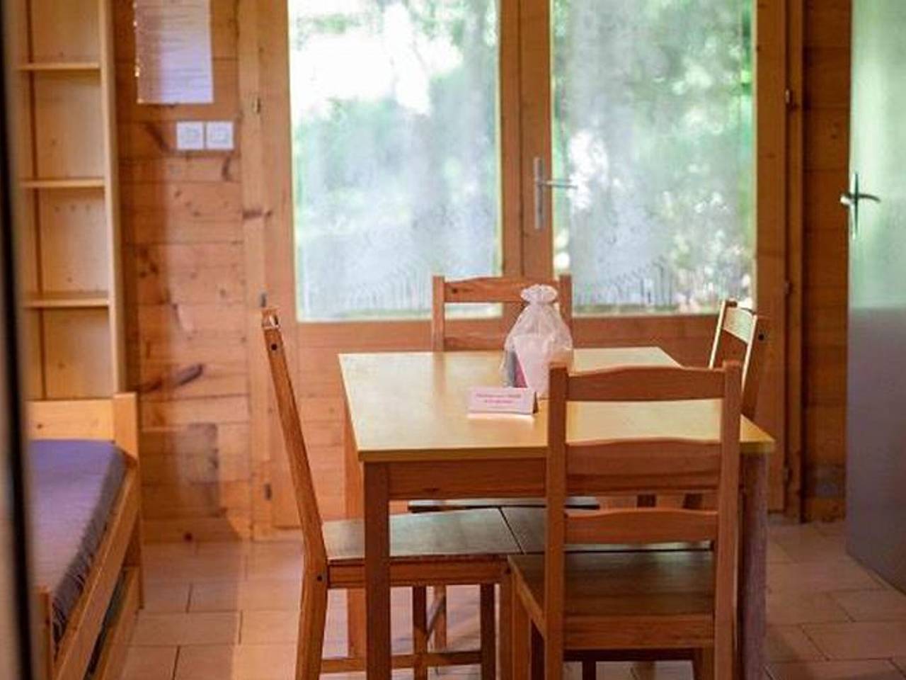 Appartement entier, Appartement cosy avec terrasse à Sauveterre-de-Rouergue in Sauveterre-de-Rouergue, Aveyron