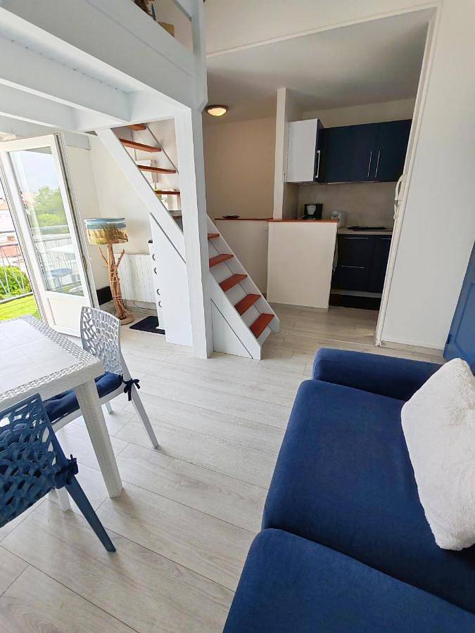 Gîte pour 4 personnes, avec vue et terrasse dans Office de Tourisme de Royan
