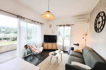 Gîte pour 4 personnes, avec terrasse, animaux acceptés à Albitreccia