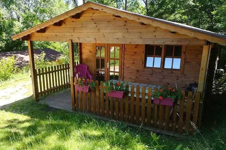 Chalet pour 7 personnes, avec terrasse et piscine, animaux acceptés