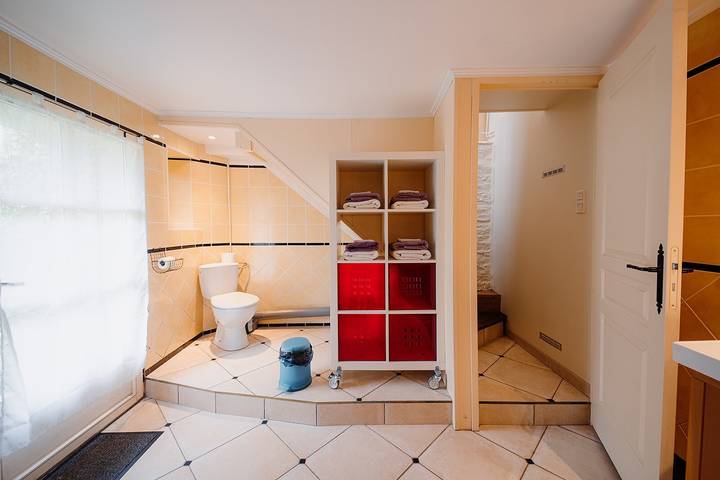Ferienhaus 'Gîte Du Bois' mit Gemeinschaftspool in Sixt-sur-Aff, Redon und Umgebung