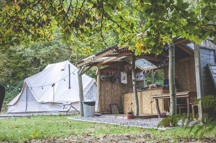 Glamping for 4 people, with Garden in Brecon Beacons