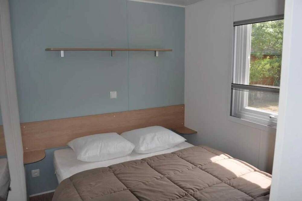 Camping 4 étoiles - Parc aquatique - eecbhd in Le Boulou, Céret region