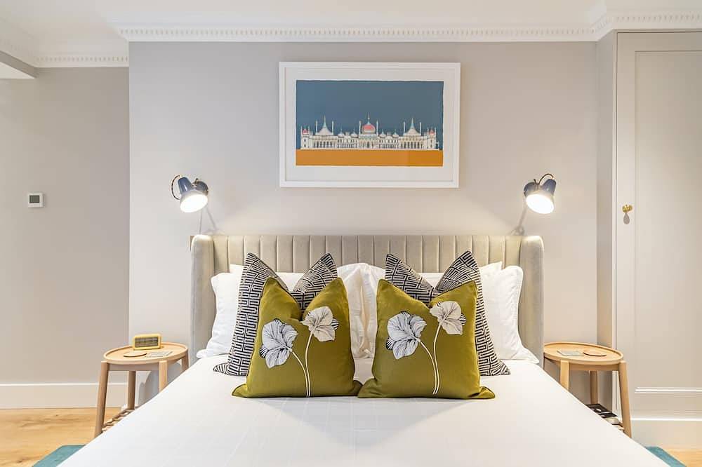 Entire apartment, Beaches Brighton - Luxury Seafront Accommodation in Hove, Brighton