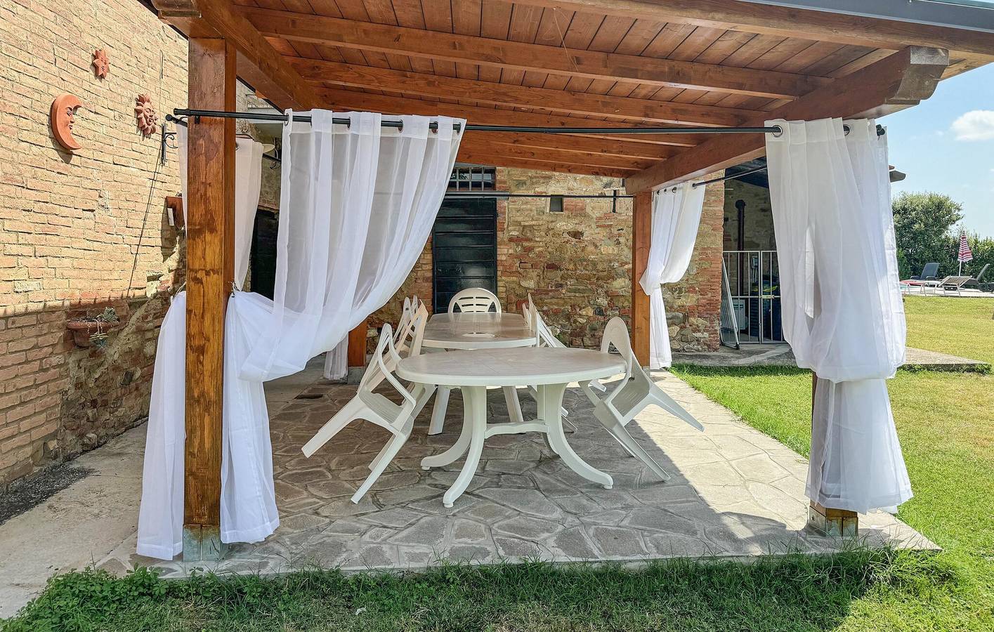 Gemütliche Wohnung mit Pool, Garten und Parkplatz, in der Nähe von Fluss und Essen in Gambassi Terme, Chianti