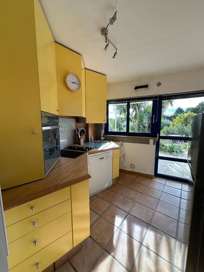 Location de vacances pour 4 personnes, avec piscine et jardin ainsi que bassin pour enfant et vue à Saint-Guiraud - 2