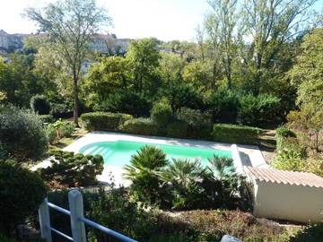 Cottage pour 2 personnes, avec jardin ainsi que terrasse et piscine à Nérac