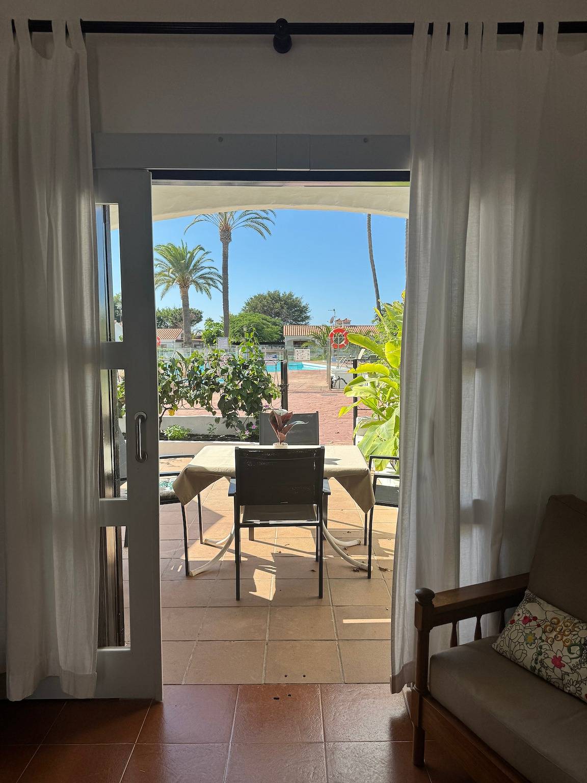 Ganze Wohnung, Ferienwohnung 'Los Porches K29' mit Gemeinschaftspool, privater Terrasse & Wlan in Maspalomas, San Bartolomé de Tirajana