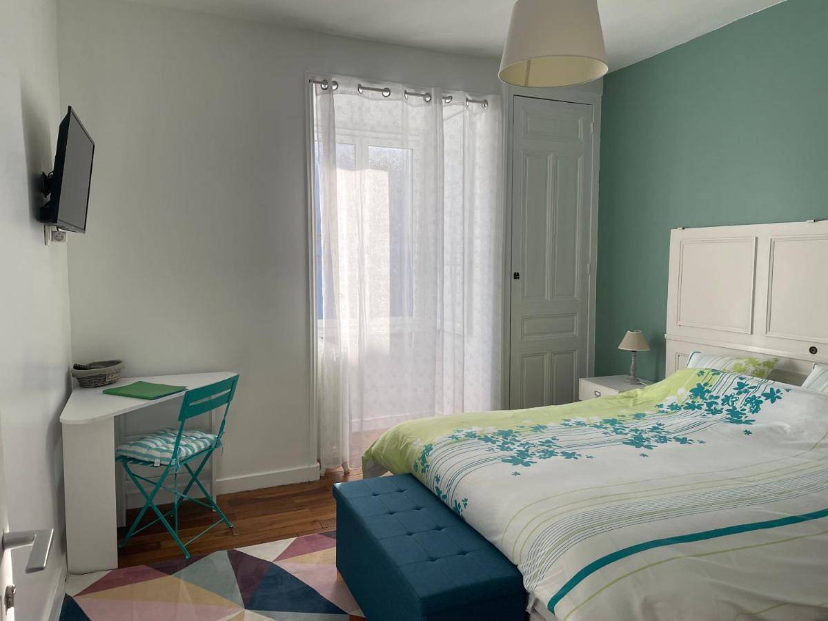 Twin Room in Laon, Aisne