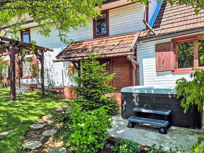 Ferienhaus für 5 Personen, mit Terrasse und Garten