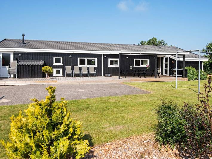 Ferienhaus für 10 Personen, mit Whirlpool und Terrasse sowie Pool und Sauna in lønstrup
